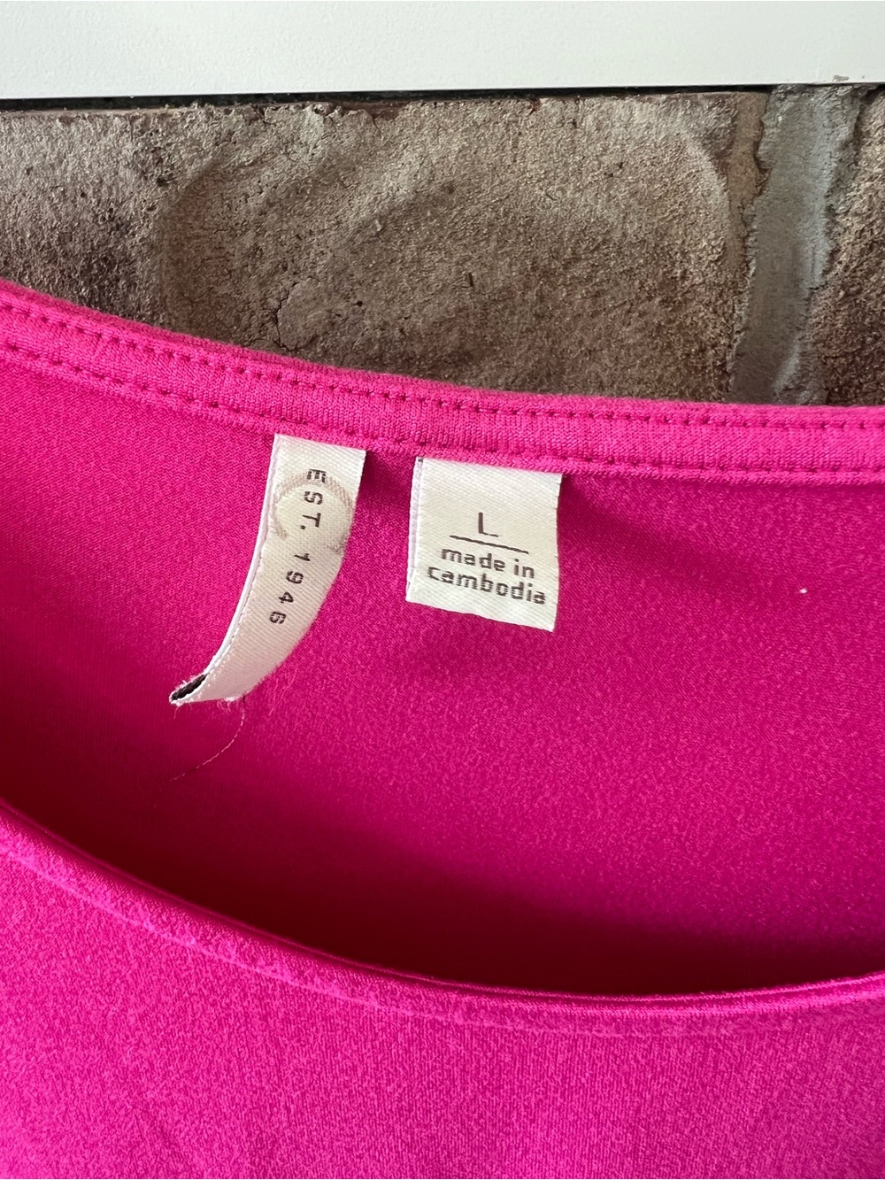 Women's Tiered Long-Sleeve Tunic in Fuchsia - Picture 2 of 3